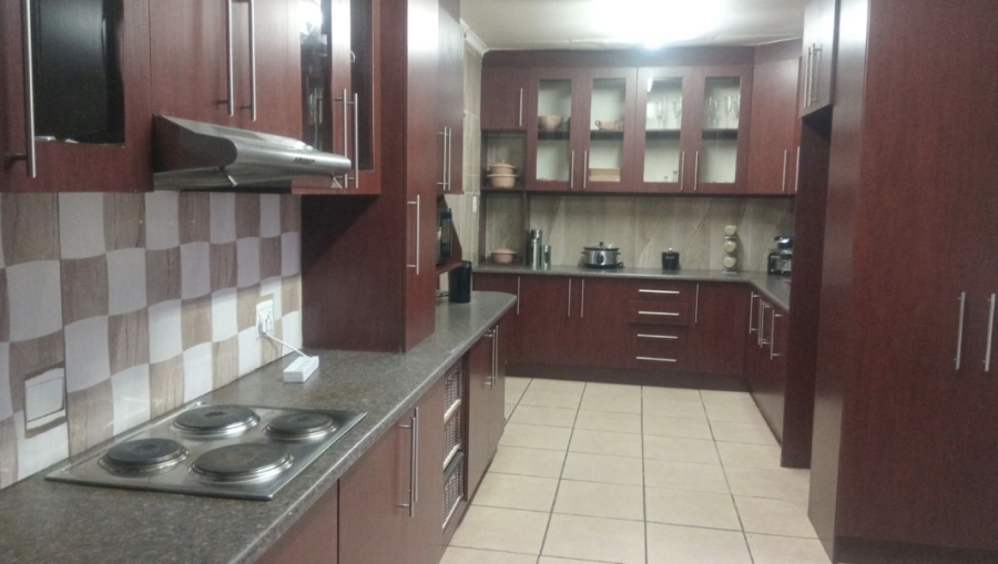 8 Bedroom Property for Sale in Vanes Estate Eastern Cape